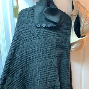 Women’s poncho sweater